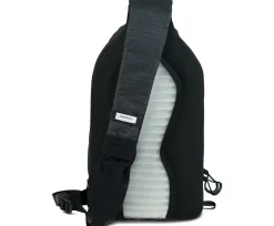 Crest 8L Sling