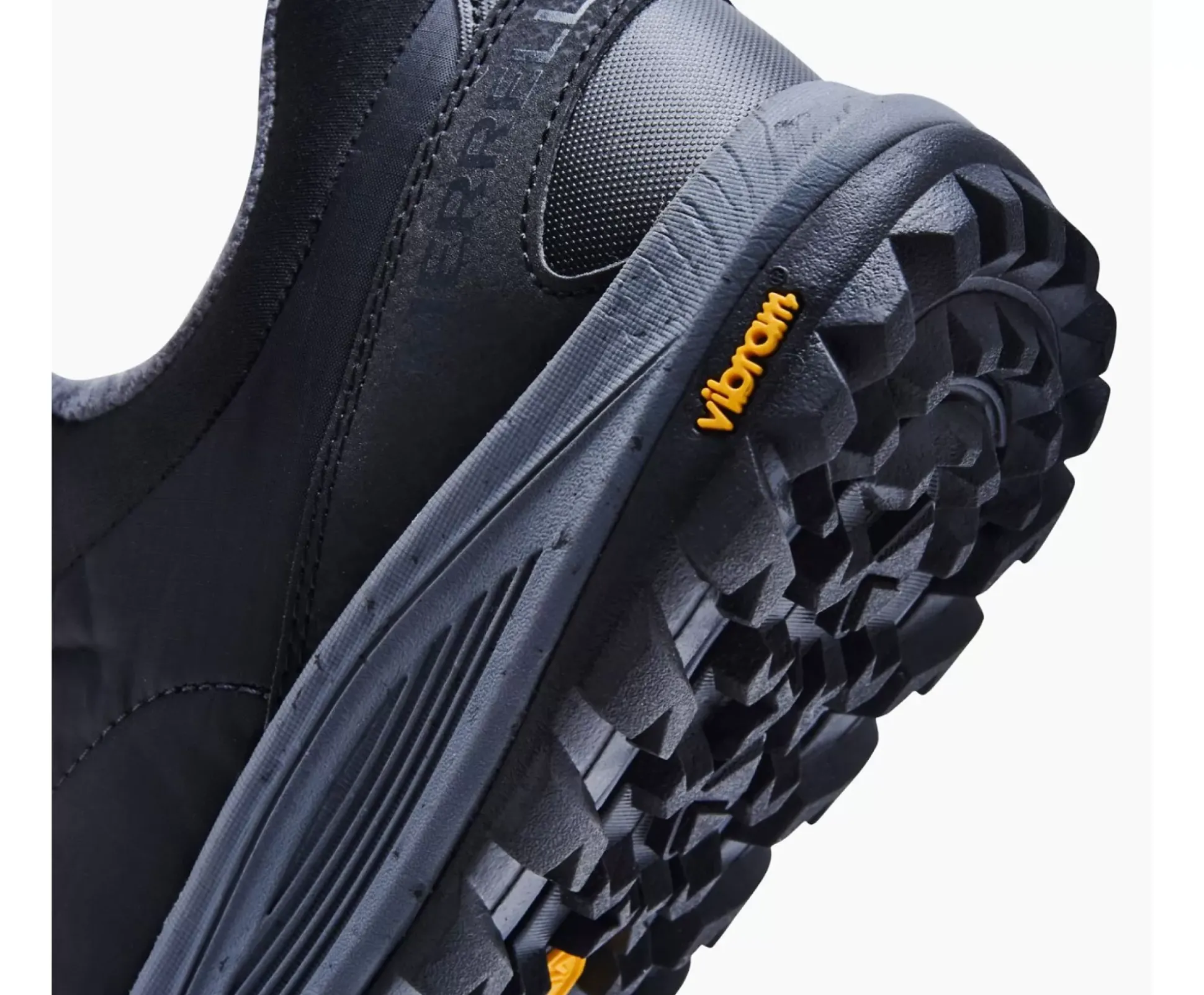 Nova Sneaker Moc