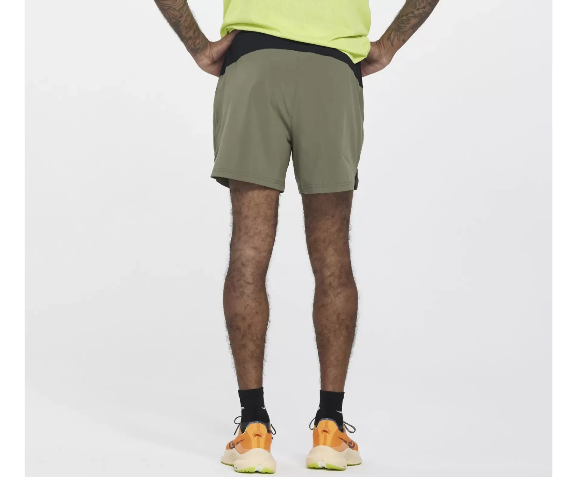Outpace 5" Short