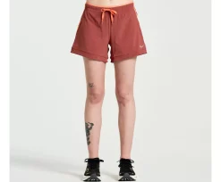 Outpace 5" Short