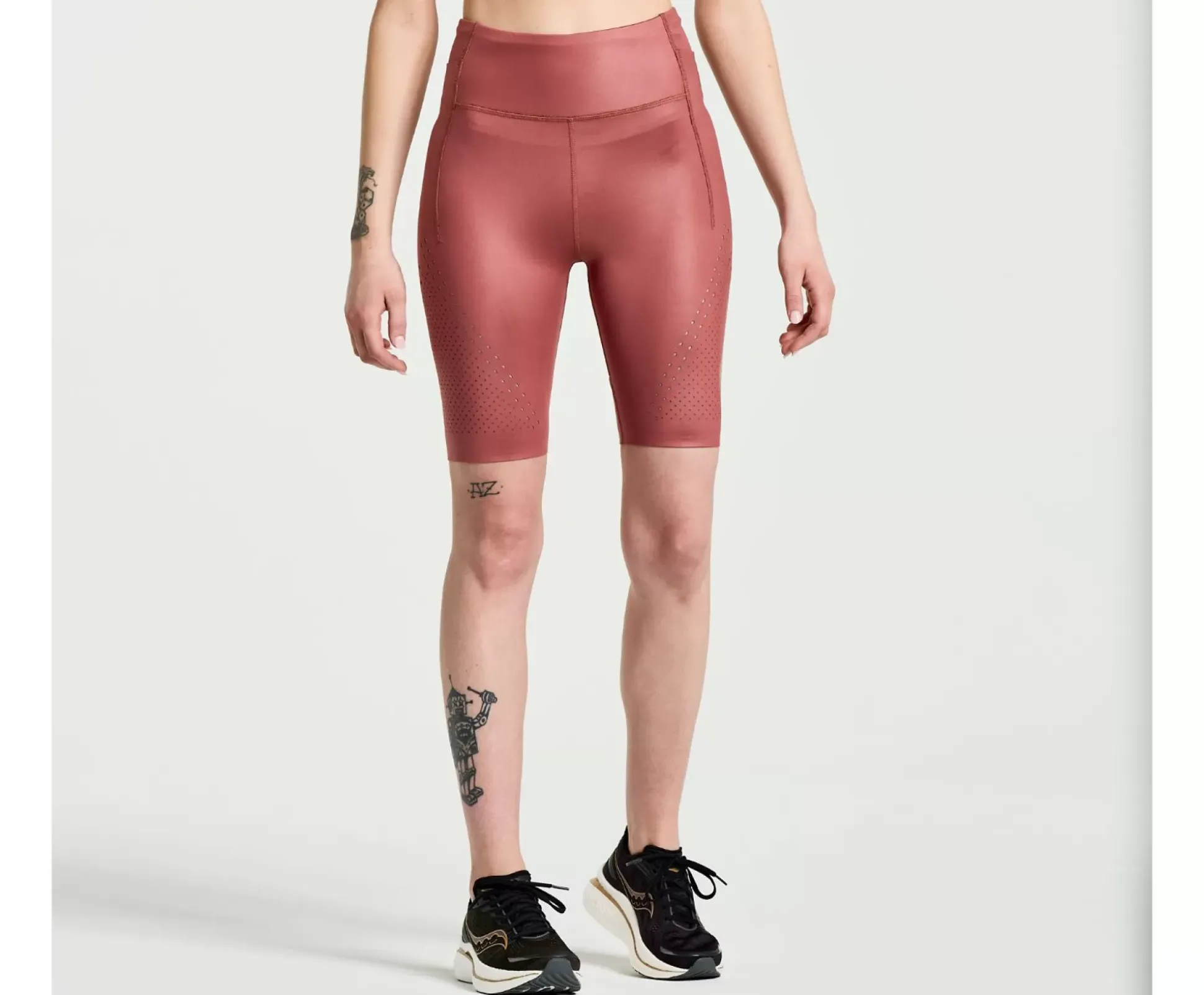Pinnacle 8" Tight Short