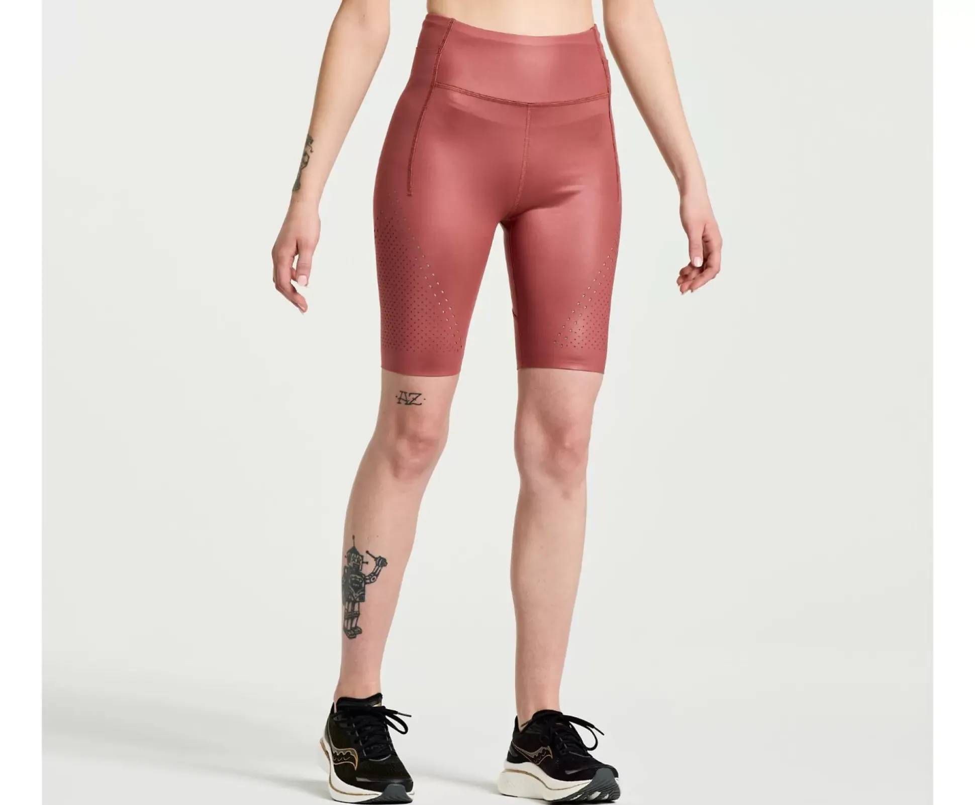 Pinnacle 8" Tight Short