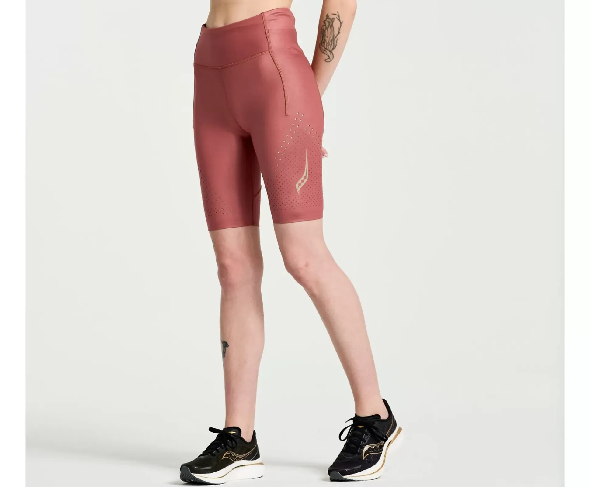 Pinnacle 8" Tight Short