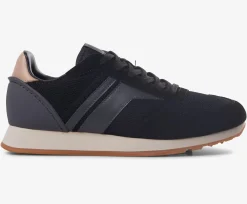 Renaissance Sneaker