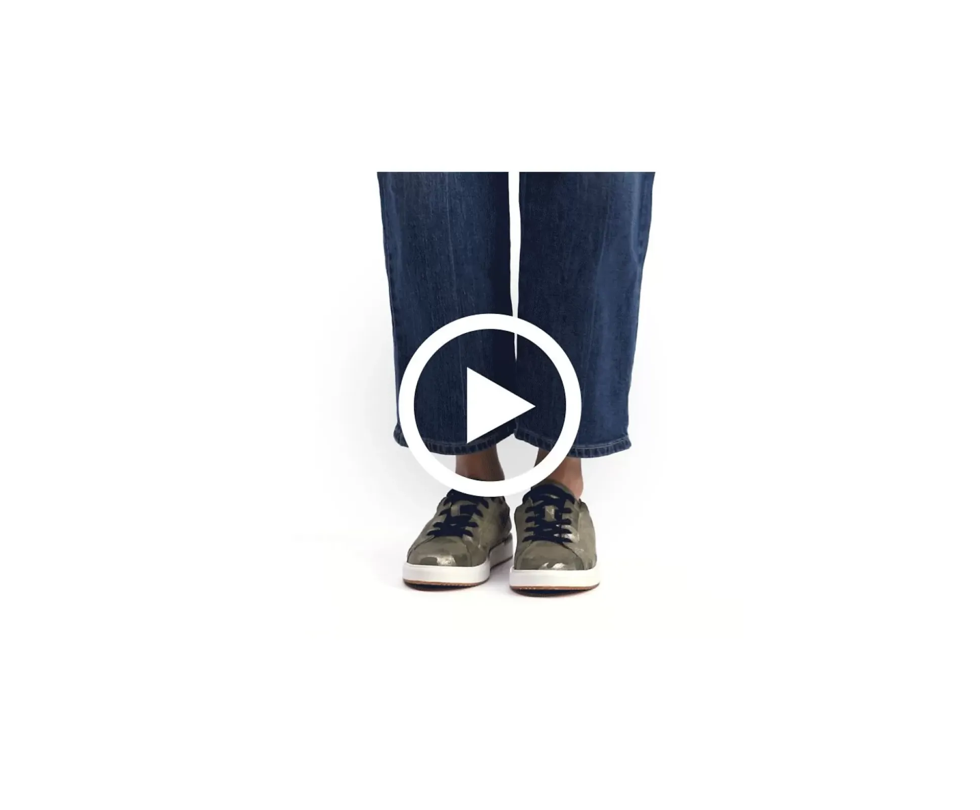 Ryann Sneaker